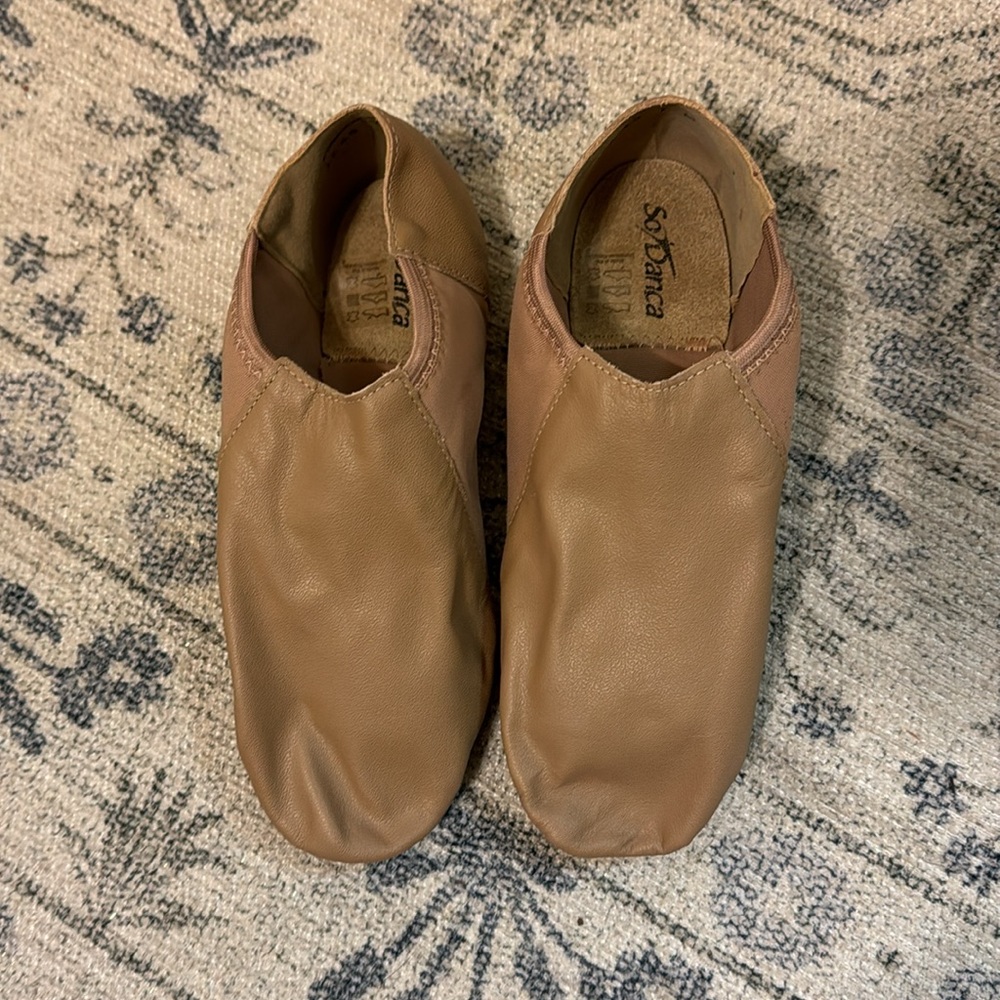 Brand new never been worn before!! So Danca Jazz shoes